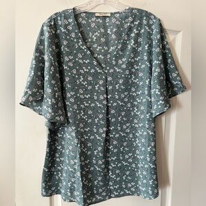 Bebonnie Brand Floral Polyester Blouse Women’s Size Medium
